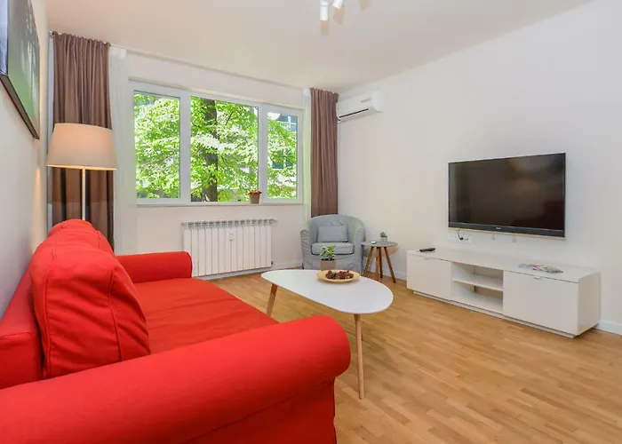 Gora | Two Bedroom Central Apartment | Zaimov Park